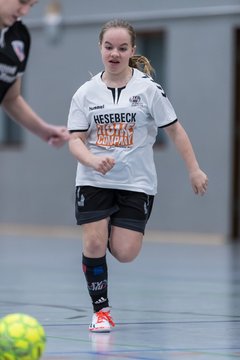 Bild 691 - B2 Loewinnen Cup